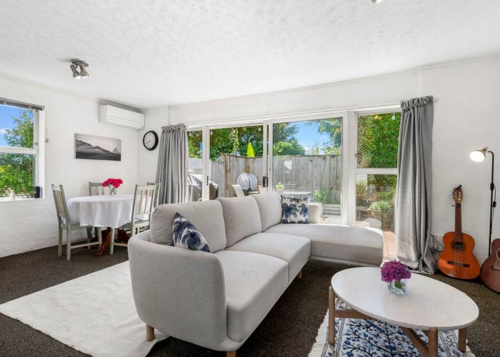  at 11/22 Maritime Terrace, Birkenhead, North Shore City, Auckland