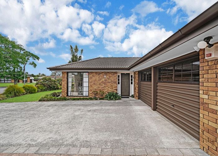  at 11 Jessika Place, Conifer Grove, Papakura, Auckland