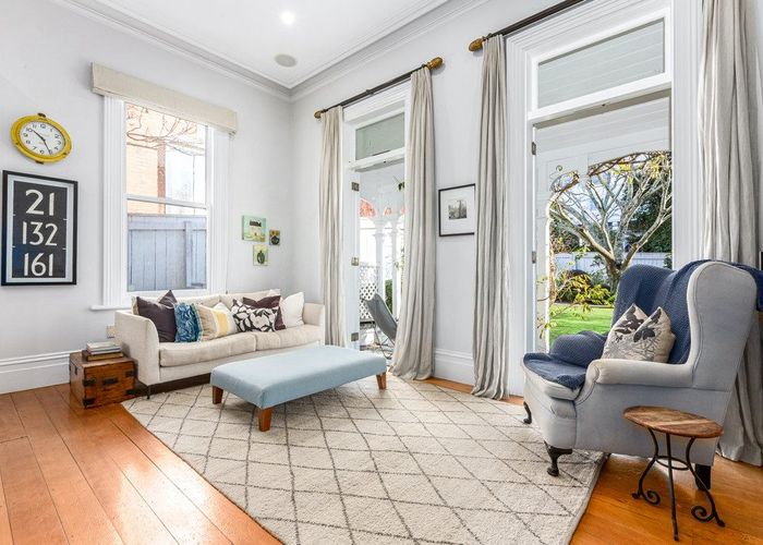  at 13 Tinakori Road, Thorndon, Wellington, Wellington