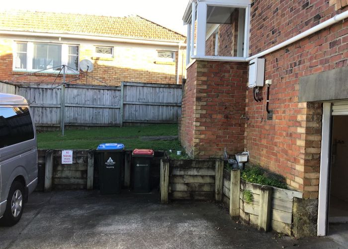  at 120 Oakdale Road, Mount Roskill, Auckland City, Auckland