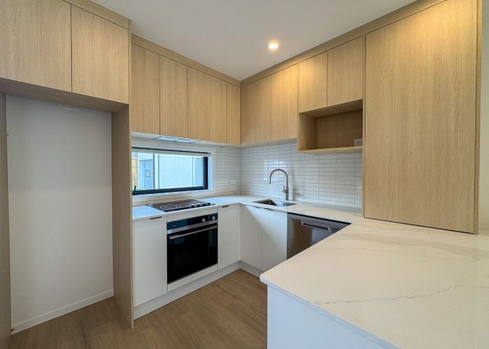  at 32A Flaxdale Street, Birkdale, North Shore City, Auckland