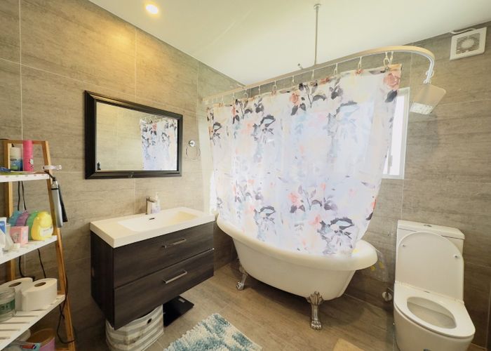  at 1/7 Cebalo Place, Mount Wellington, Auckland City, Auckland