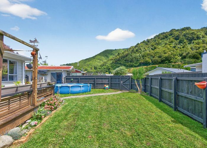  at 1/50 Hartford Crescent, Totara Park, Upper Hutt, Wellington