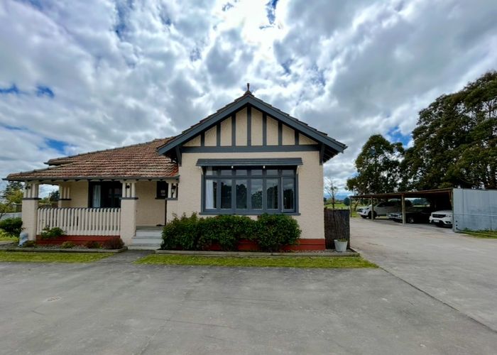  at 814 Roberts Line, Bunnythorpe, Palmerston North