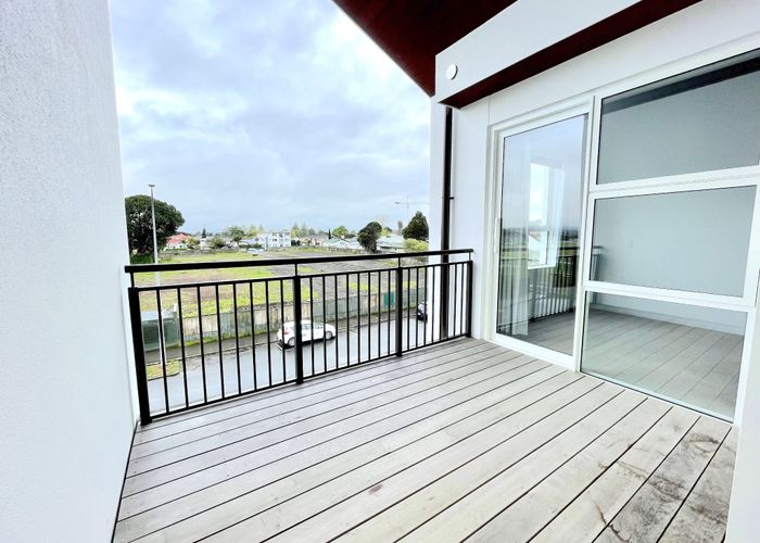  at 26A/202 Racecourse Pde, Avondale, Auckland City, Auckland