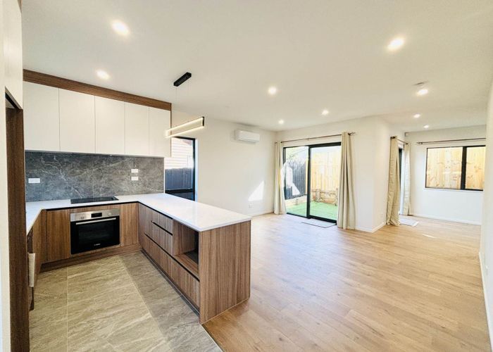  at 12A McQuarrie Avenue, Wattle Downs, Manukau City, Auckland