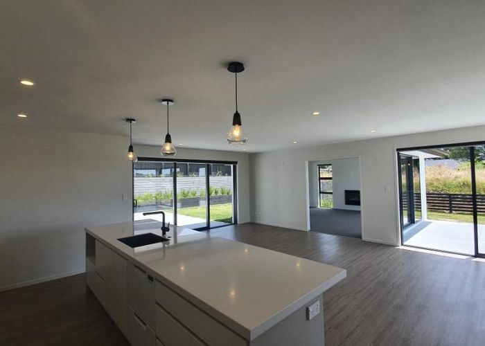  at 2 Western Rise, Hurworth, New Plymouth