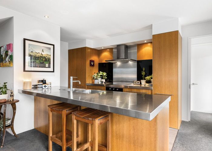  at 54 Glandovey Road, Fendalton, Christchurch City, Canterbury