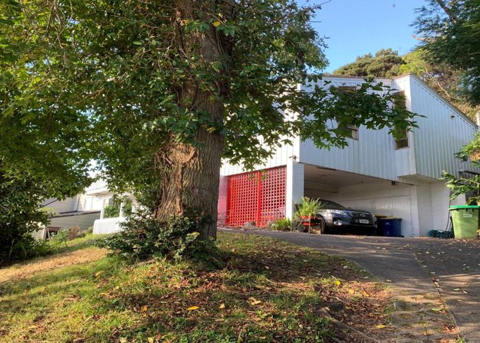  at 80 Hadfield Street, Beach Haven, North Shore City, Auckland