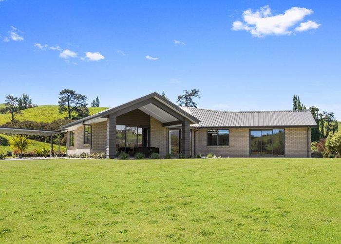  at 321 Horahora Road, Tirau