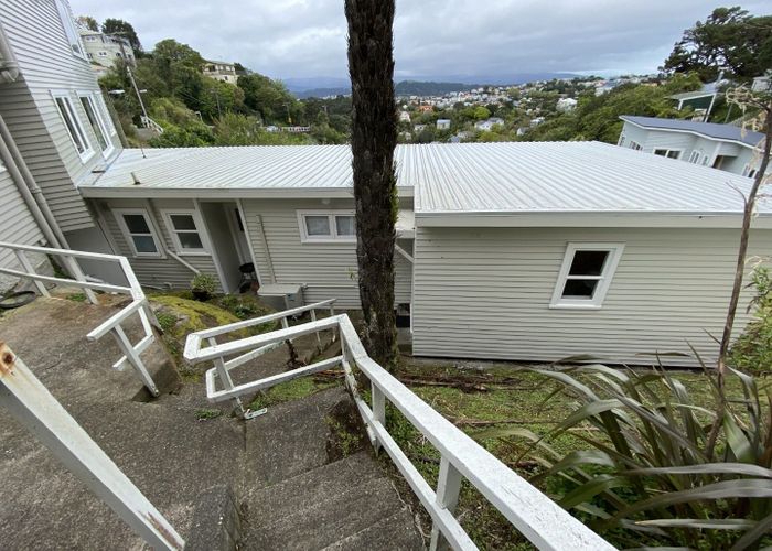  at 2b Garden Road, Northland, Wellington, Wellington