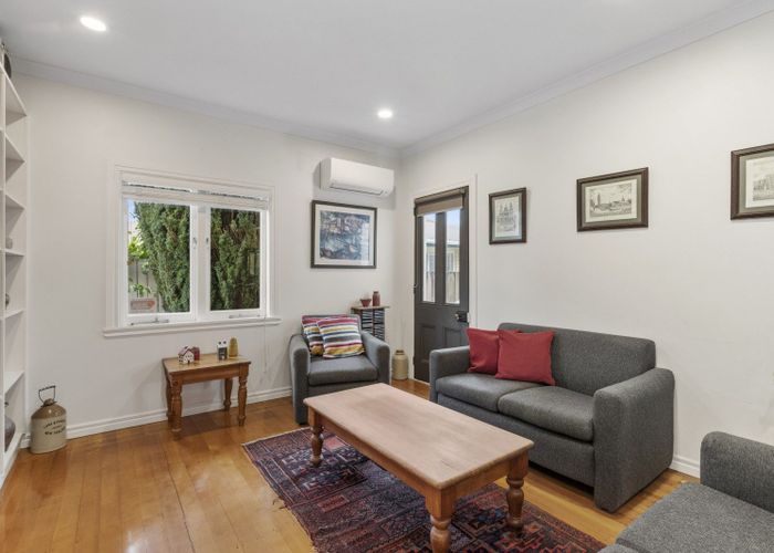  at 5 Longwood Lane, Otumoetai, Tauranga, Bay Of Plenty