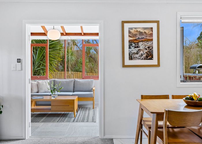  at 2/27 Edwin Freeman Place, Ranui, Waitakere City, Auckland