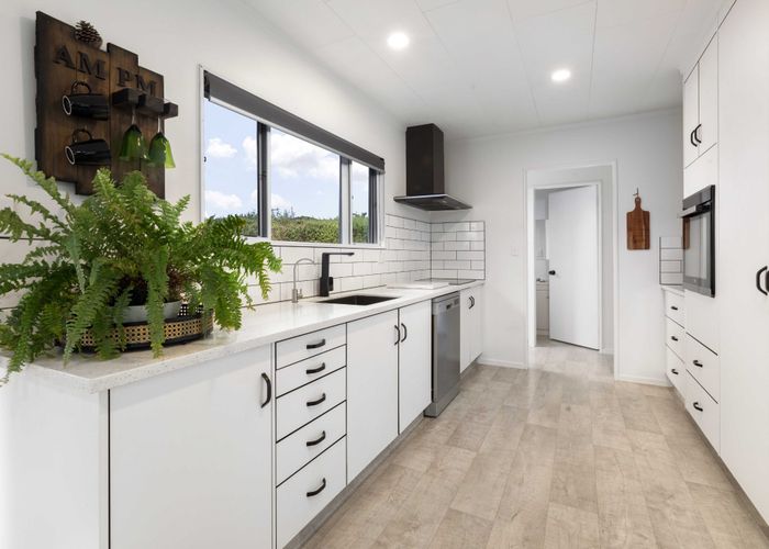  at 1 Nathan Place, Athenree, Waihi Beach