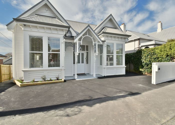  at 38 Highgate, Belleknowes, Dunedin, Otago
