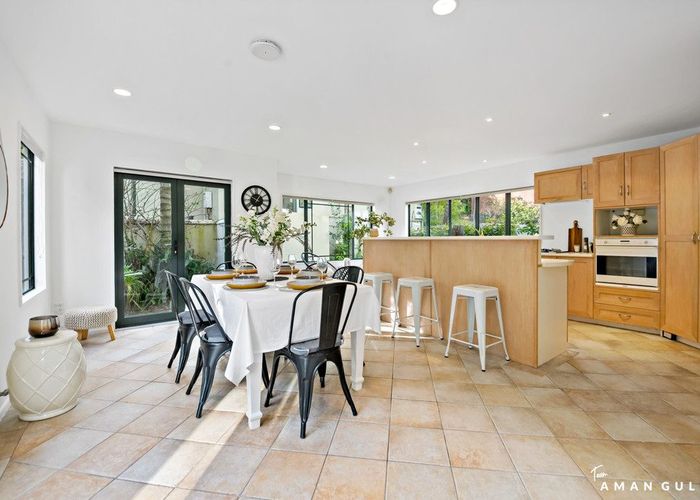  at 3/58-60 Heathcote Road, Castor Bay, North Shore City, Auckland