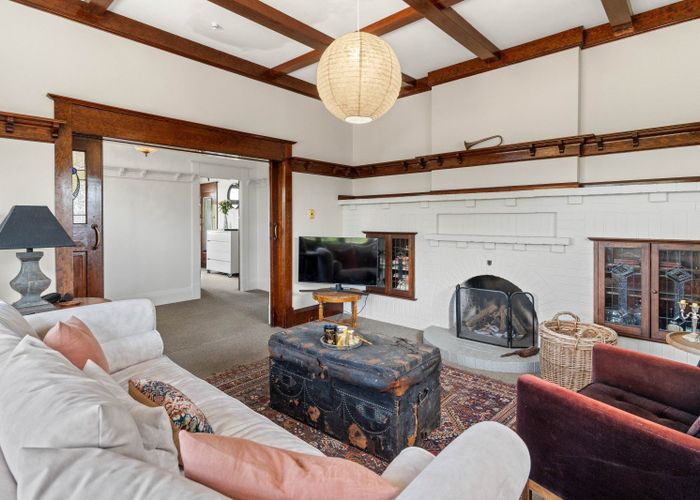  at 121 Essex Street, Masterton