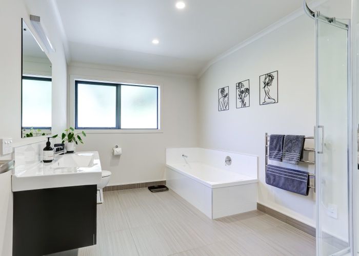  at 7 Buckingham Place, Springvale, Whanganui