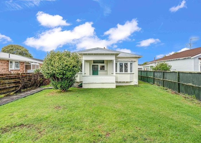  at 1/38 Kingsway Avenue, Sandringham, Auckland City, Auckland