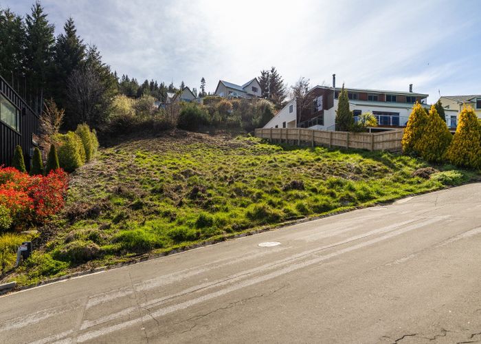  at 8 Manchester Place, Queenstown Hill, Queenstown-Lakes, Otago