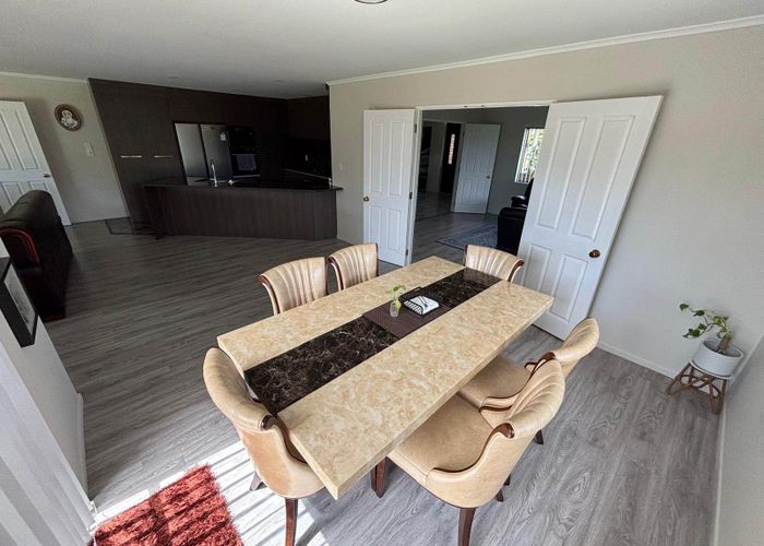  at 25 Moss Crescent, Takanini, Papakura, Auckland