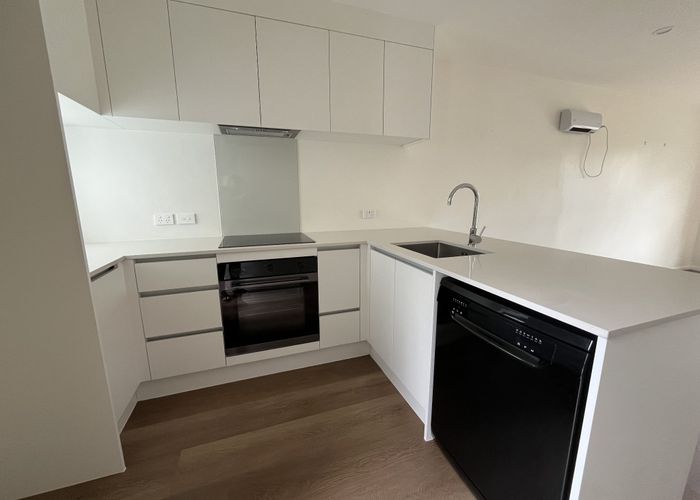  at 22 Jabuka Street, Henderson, Waitakere City, Auckland