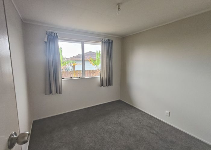  at 30b Kennington Drive, Manurewa, Manukau City, Auckland