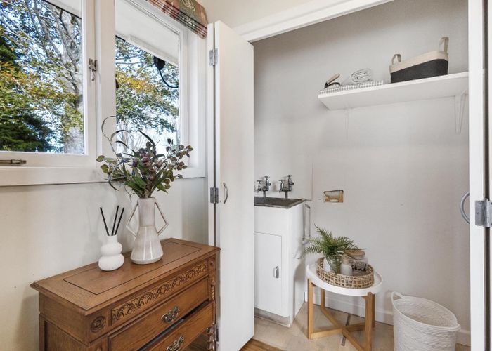  at 81A Moore Street, Leamington, Cambridge