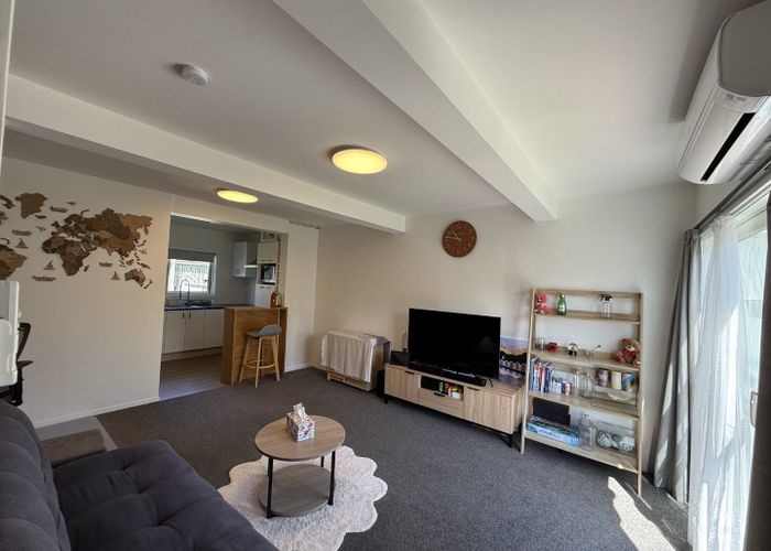  at 14/4 Dr Taylor Terrace, Johnsonville, Wellington
