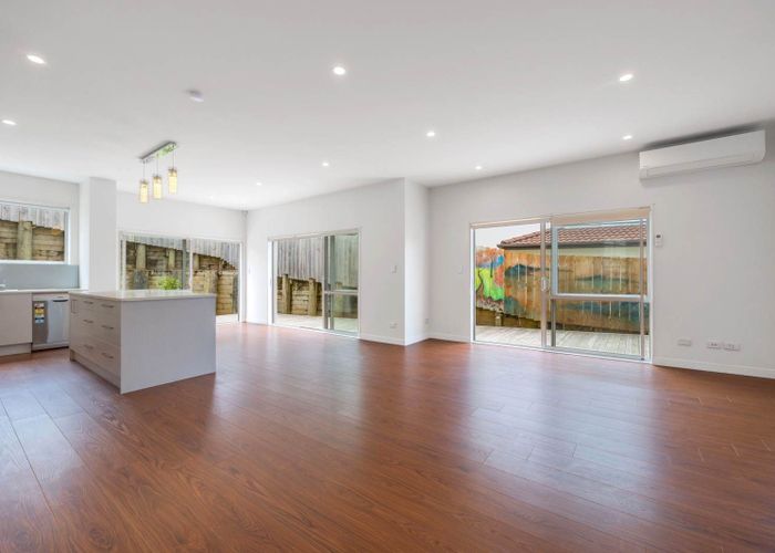  at 5A Lyttelton Avenue, Forrest Hill, North Shore City, Auckland