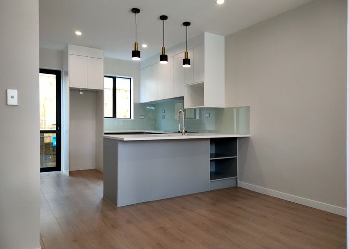  at 7/21 Humphrey Kemp Ave, Te Atatu South, Waitakere City, Auckland