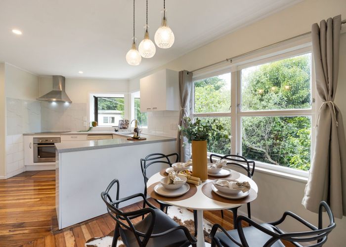  at 16 Helena Road, Hillcrest, Hamilton