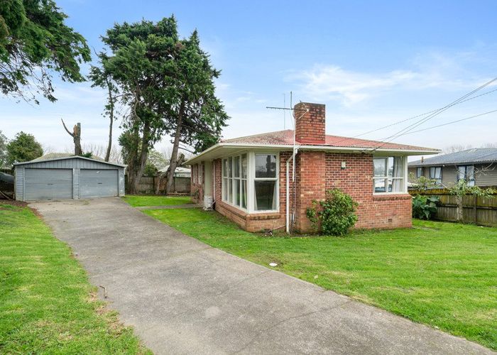  at 10 Leonard Place, Otara, Manukau City, Auckland