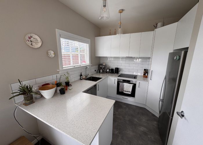  at 2A Dawson Street, Berhampore, Wellington