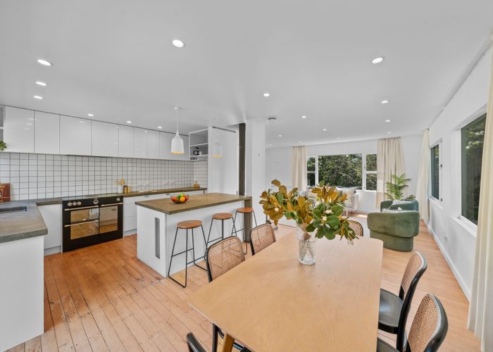  at 1 Wakely Road, Newlands, Wellington, Wellington