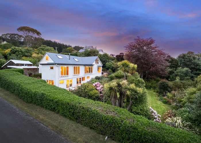  at 2 Roebuck Rise, Broad Bay, Dunedin