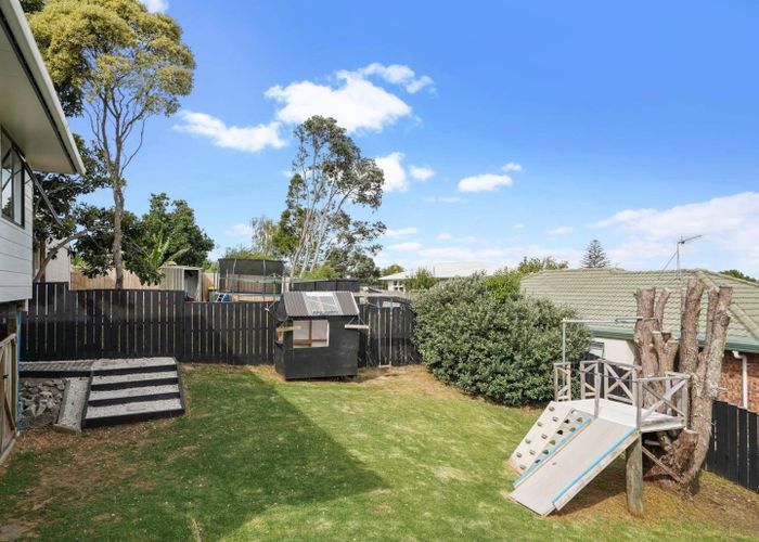  at 21A Tahi Terrace, Glen Eden, Waitakere City, Auckland