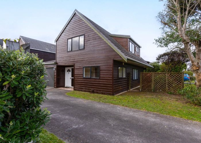  at 6 Furlong Crescent, Churton Park, Wellington, Wellington