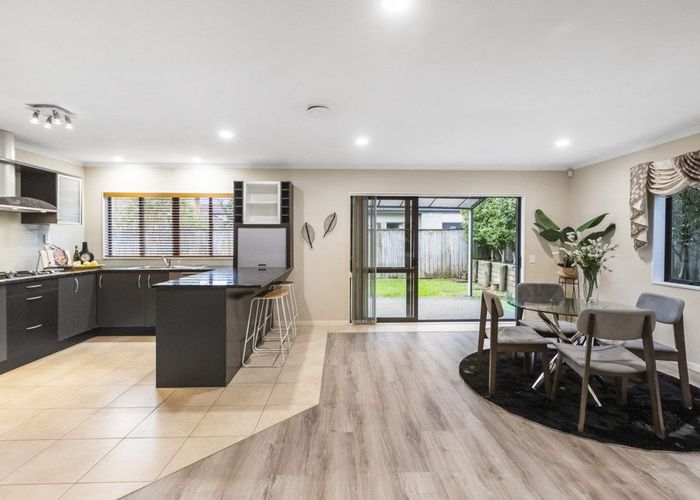  at 7 Powercourt Drive, Flat Bush, Auckland