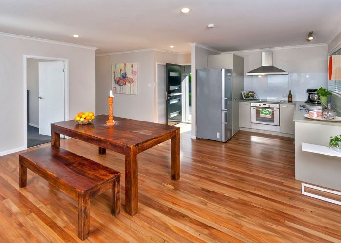  at 121 Sandspit Road, Shelly Park, Auckland