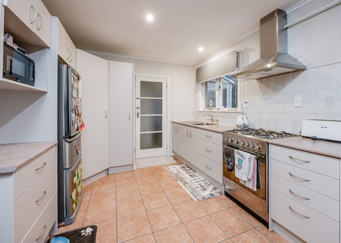  at 5 Brough Road, Manurewa East, Manukau City, Auckland