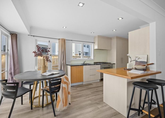  at 1/3 Mackenzie Street, Te Atatu South, Waitakere City, Auckland