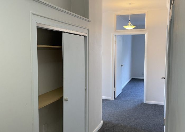  at 6 Epsom Way, Karori, Wellington