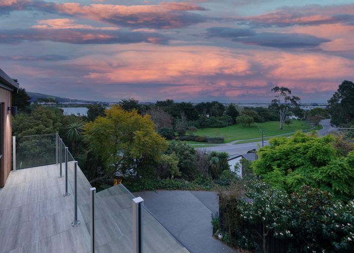  at 2 Cannon Hill Crescent, Mount Pleasant, Christchurch City, Canterbury