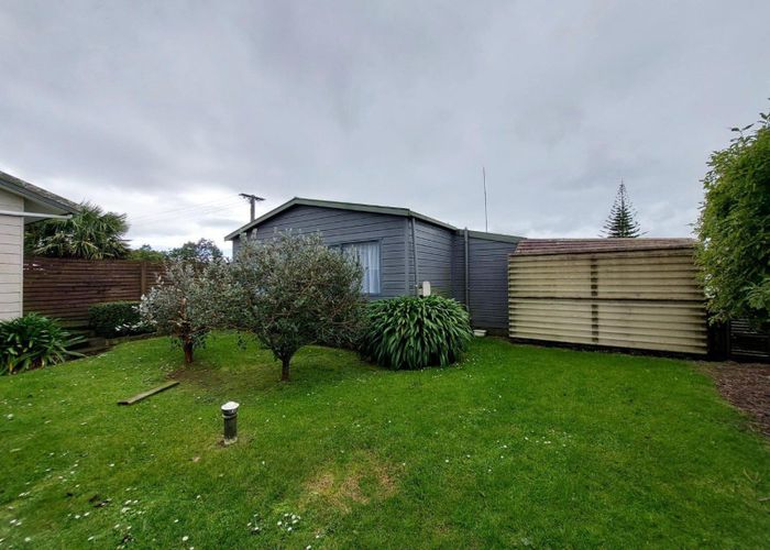  at 318 Manutahi Road, Lepperton