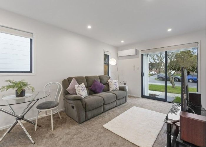  at 2/324 Oxford Terrace, Avalon, Lower Hutt, Wellington