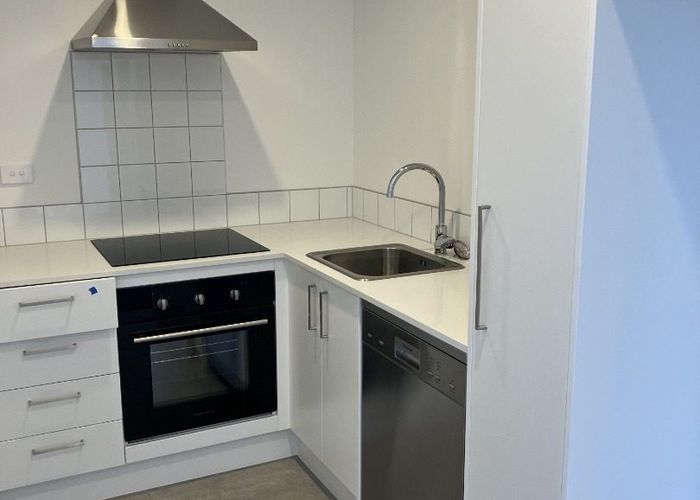  at 204/3 Rauemi Way, Te Atatu South, Waitakere City, Auckland