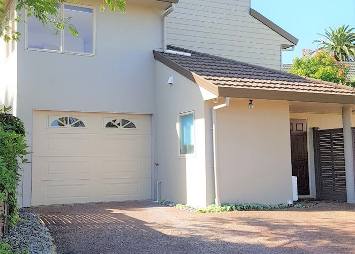  at 7a Calypso Way, Unsworth Heights, North Shore City, Auckland