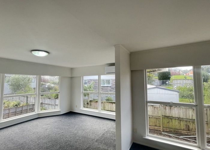  at 30 Ramillies Place, Glenfield, North Shore City, Auckland
