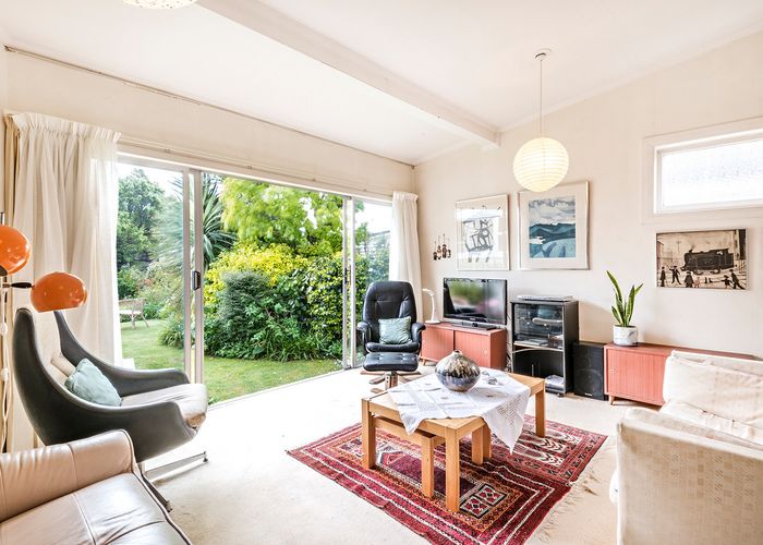  at 6 Childers Terrace, Kilbirnie, Wellington